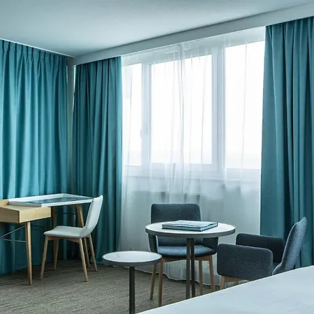 Hotel Mercure Le Port